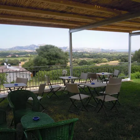 Agriturismo Candela Арцакена